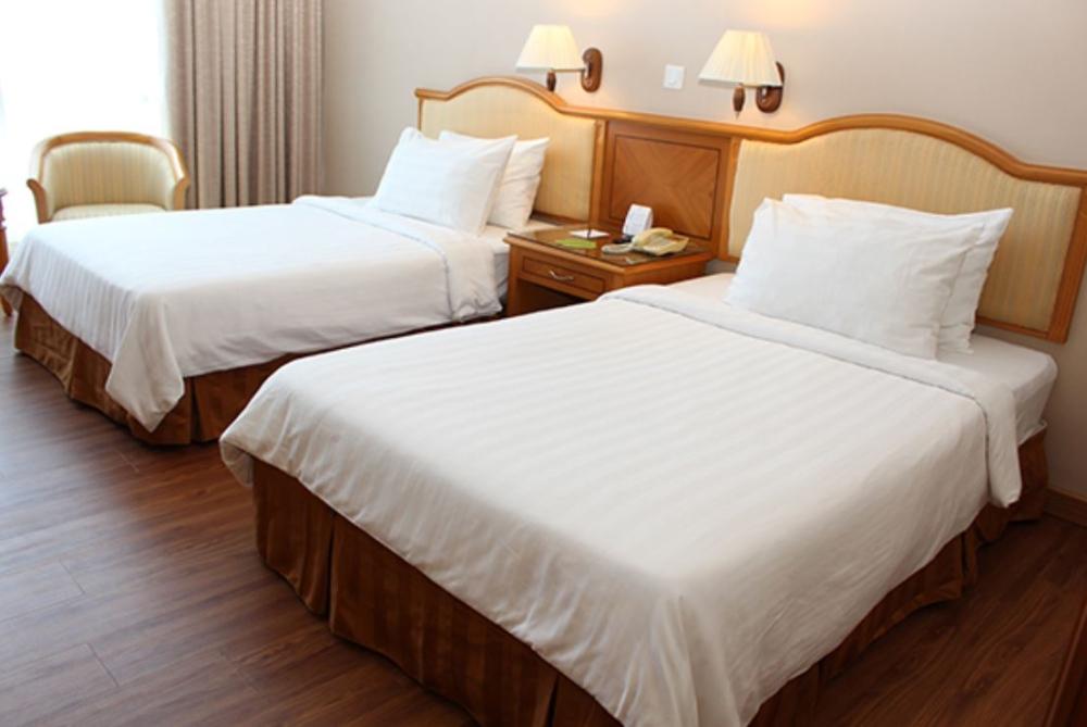 Mega Hotel Sdn Bhd Мири Экстерьер фото