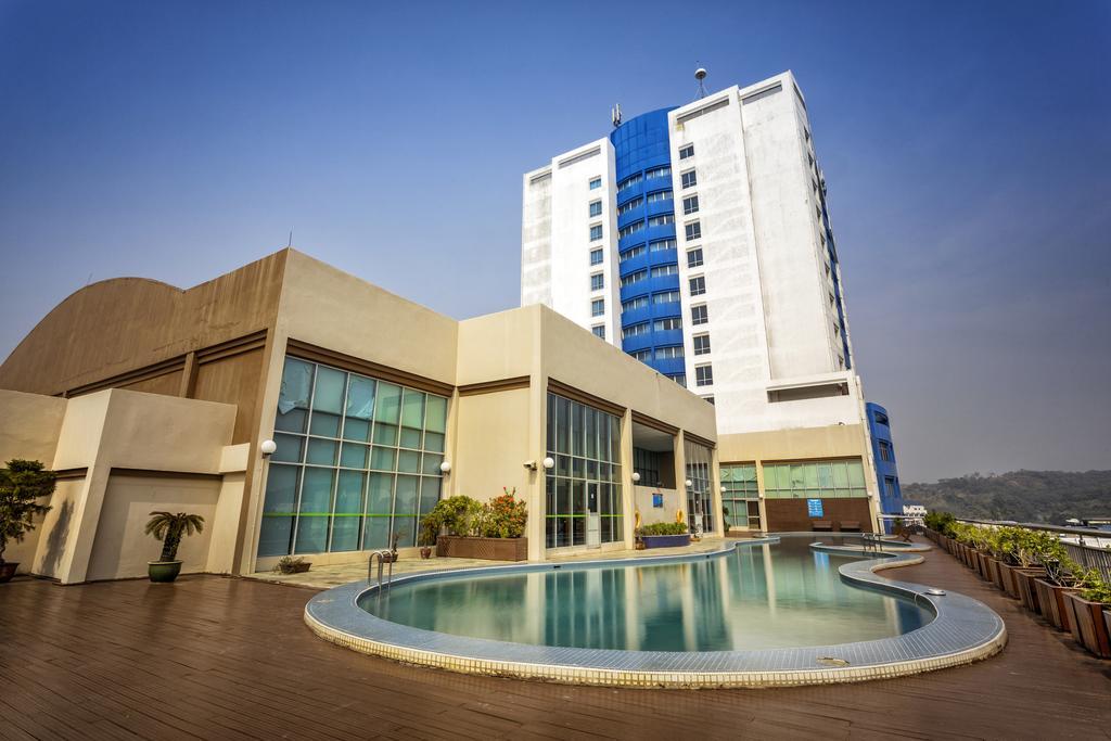 Mega Hotel Sdn Bhd Мири Экстерьер фото