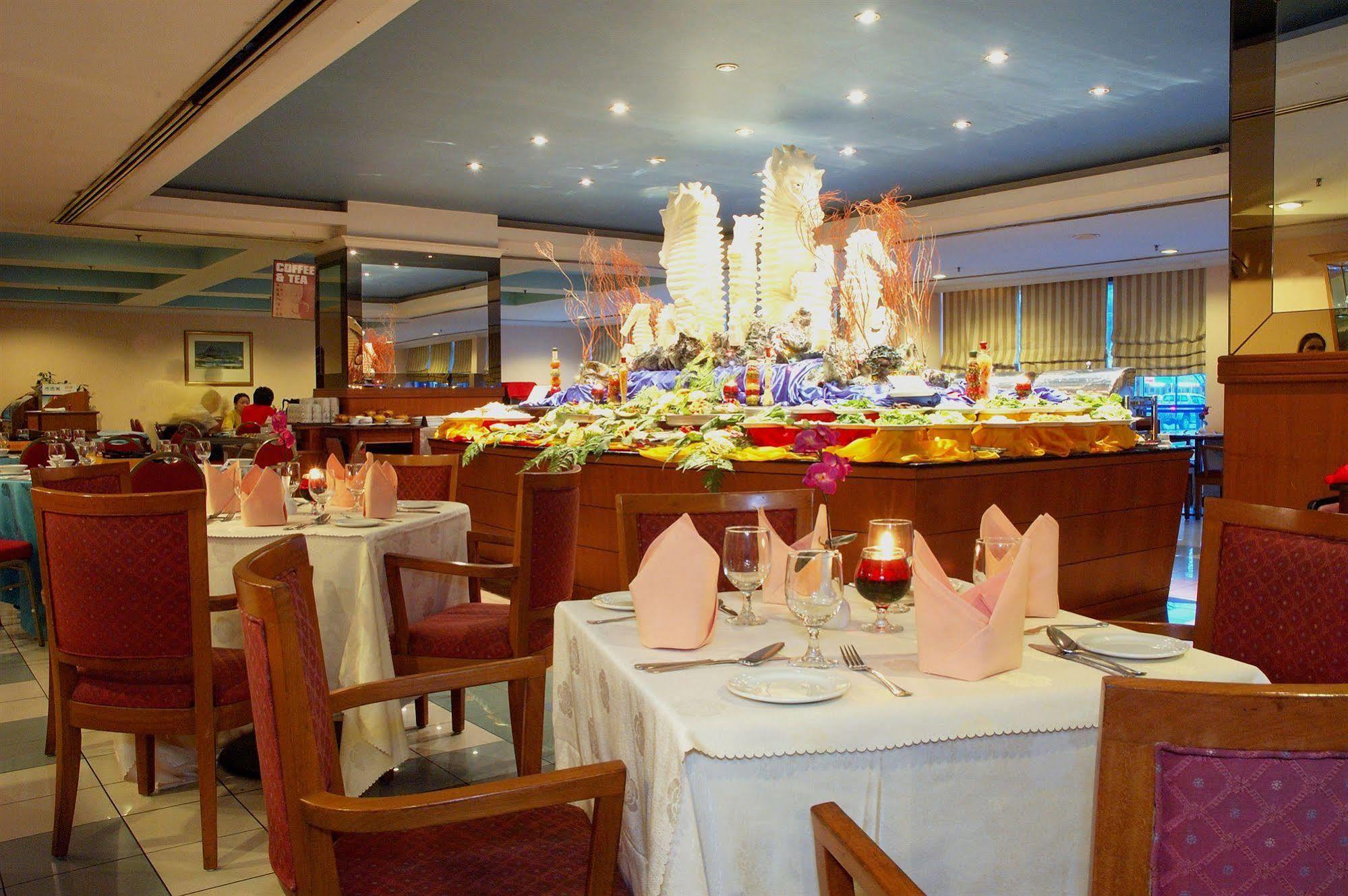 Mega Hotel Sdn Bhd Мири Экстерьер фото